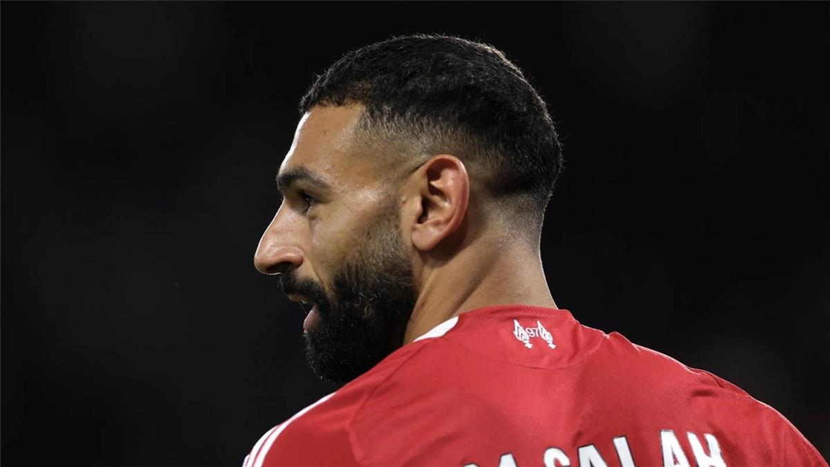 ردود أفعال جماهير ليفربول بعد خسارة محمد صلاح جائزة أفضل لاعب إفريقي: يا لها من مزحة.. انتهت كرة القدم