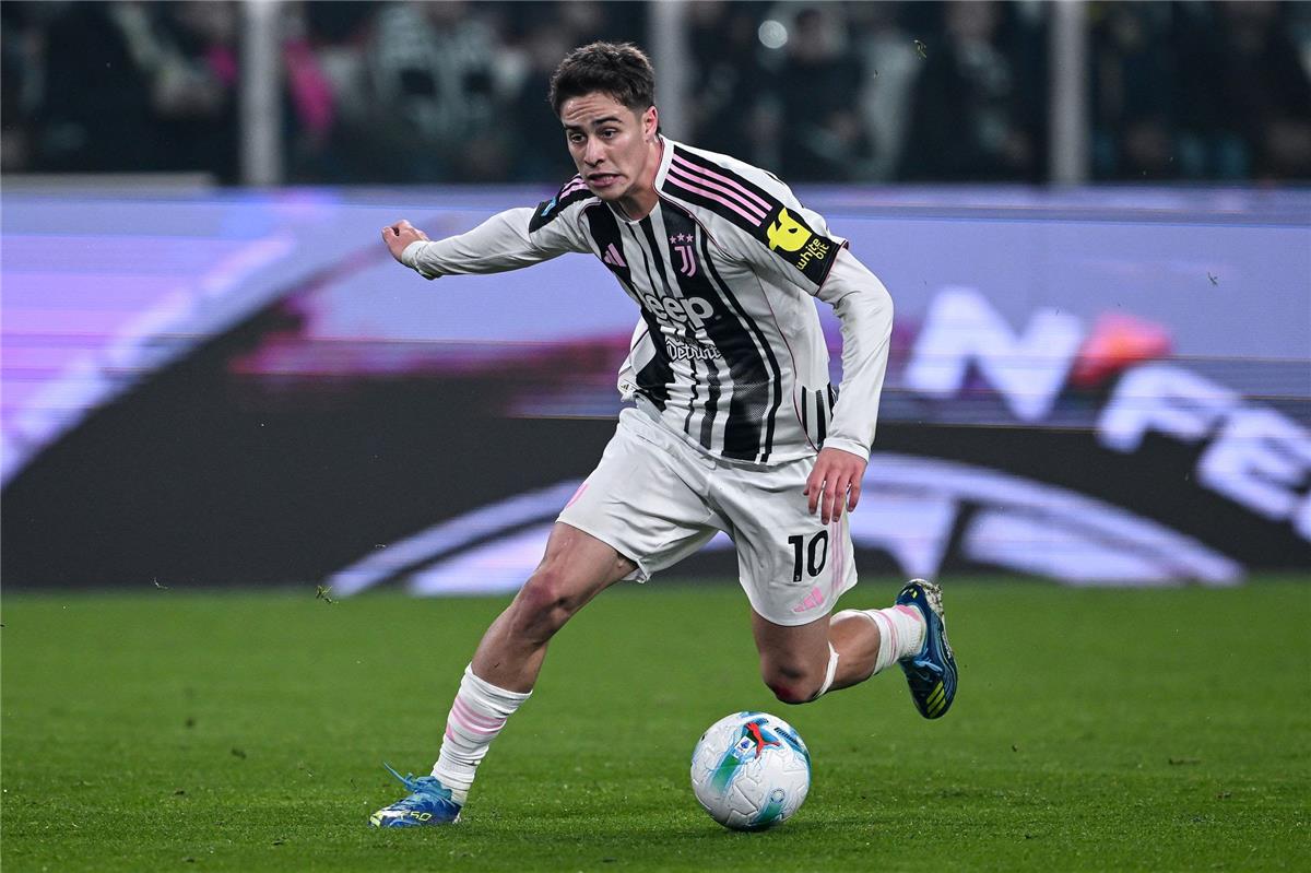 كيليني يوضح موقف يوفنتوس من تحسين عقد يلدز بعد اهتمام برشلونة وريال مدريد