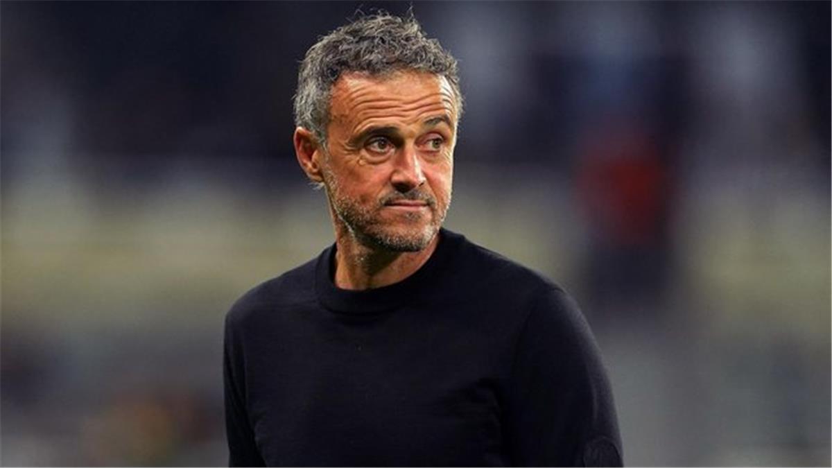 مخاوف في باريس سان جيرمان بسبب لويس إنريكي