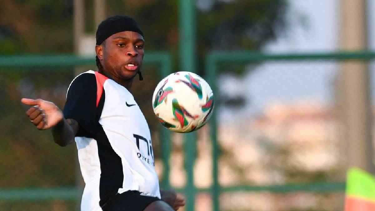 خاص | حقيقة غياب شيكو بانزا عن الزمالك بدون إذن