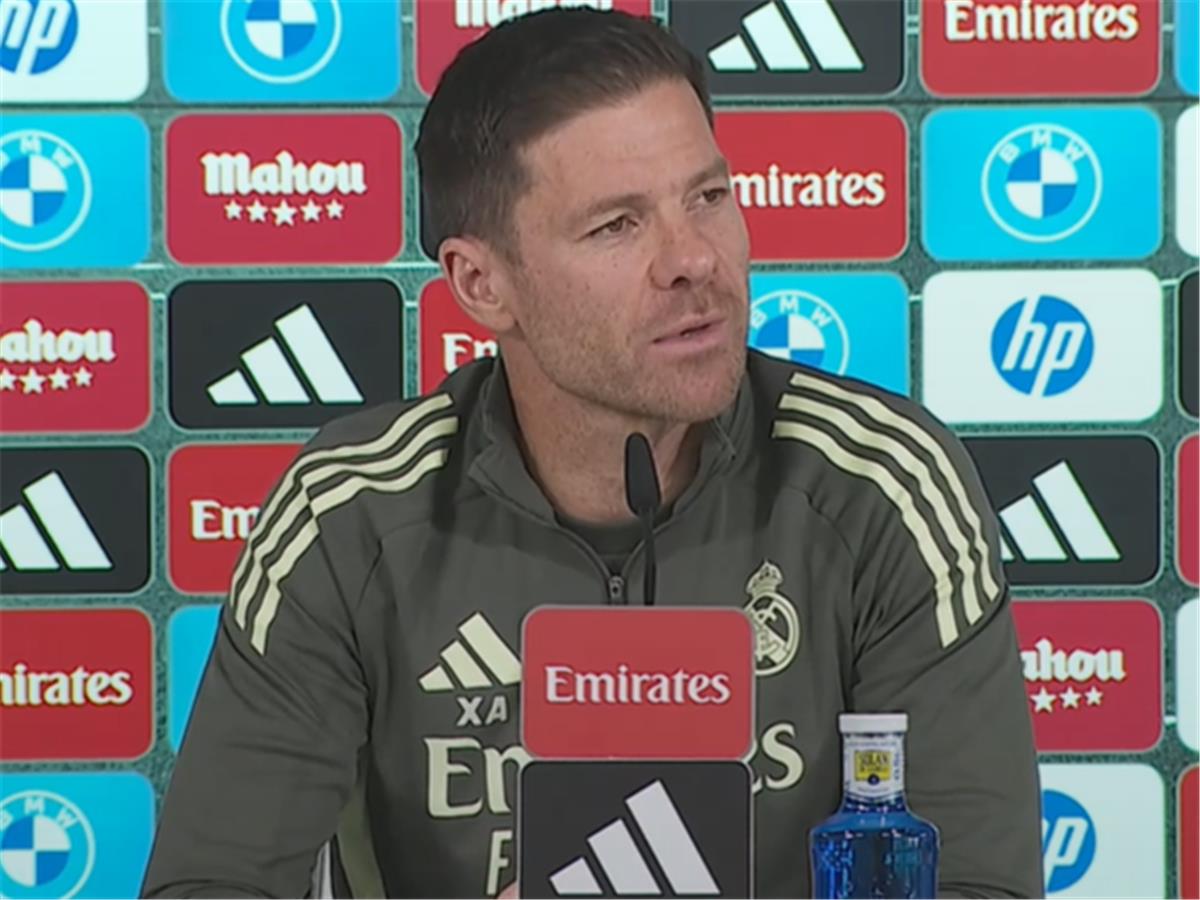 ألونسو يكشف جاهزية لاعبه لمواجهة إلتشي.. ويؤكد: تحدثت مع اللاعبين عن أزمتنا لمدة ساعتين ونصف