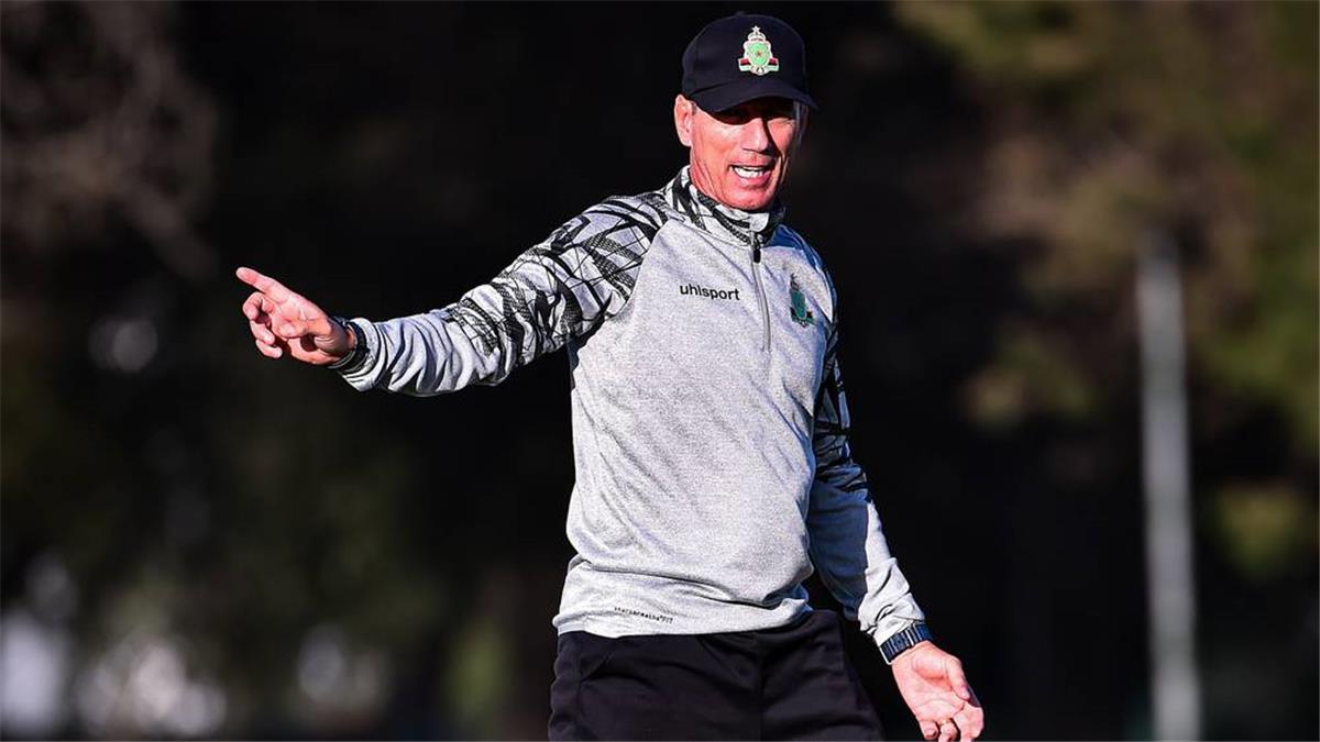 مدرب الجيش الملكي: مجموعتنا مُعقدة.. والفوز على الأهلي أفضل رد على الظلم