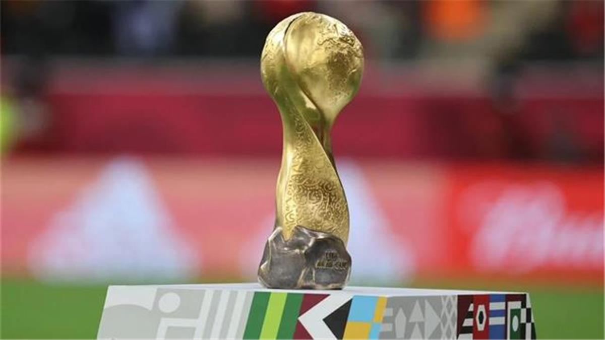 صورة | تراثية فكاهية.. الكشف عن تميمة كأس العرب 2025