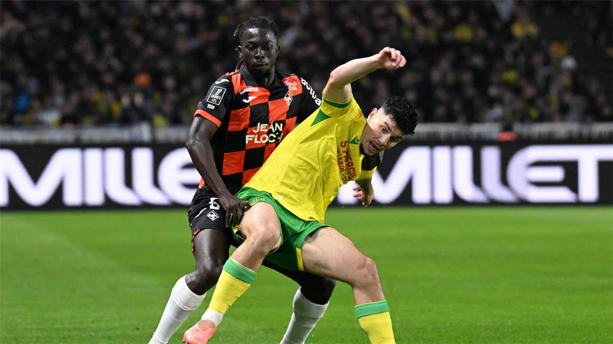 مصطفى محمد يشارك في تعادل قاتل لـ نانت مع لوريان بـ الدوري الفرنسي