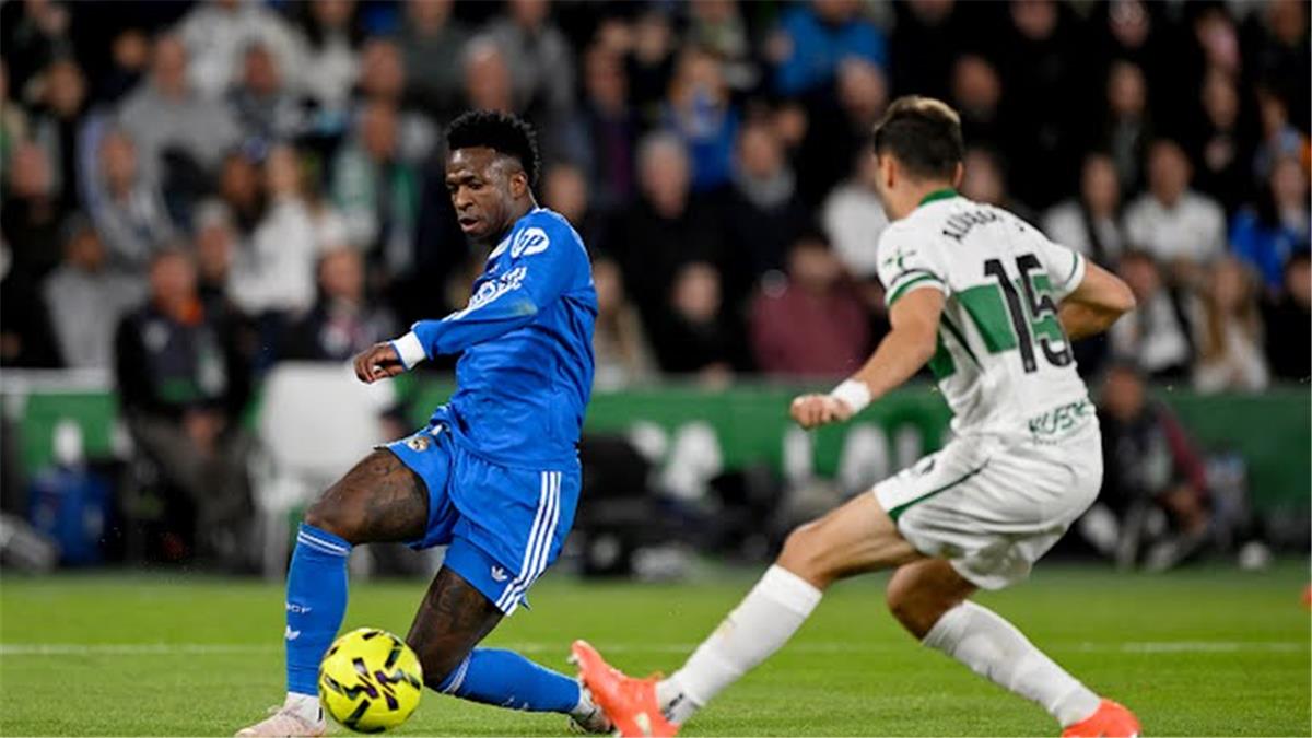 حكم مباراة ريال مدريد وأولمبياكوس في دوري أبطال أوروبا