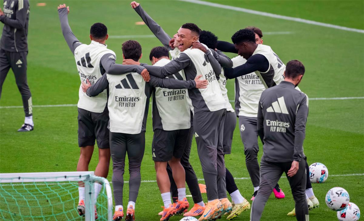 عرض استثنائي من ليفربول لضم قائد ريال مدريد