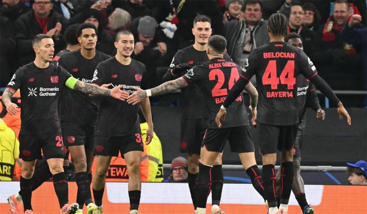 باتريك شيك يسجل هدف باير ليفركوزن الثاني أمام مانشستر سيتي