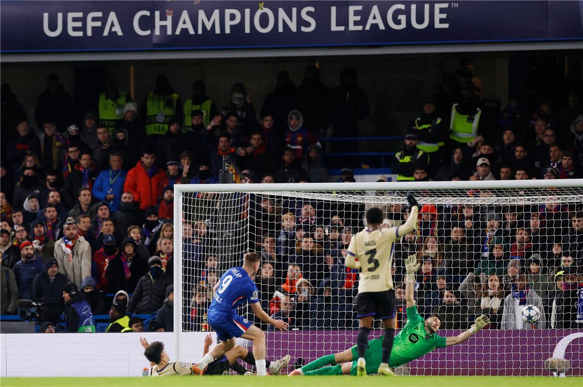 فيديو | ليام ديلاب يسجل هدف تشيلسي الثالث أمام برشلونة