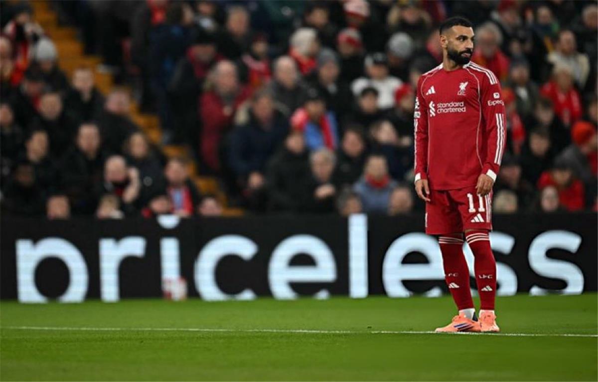 ردود أفعال جماهير ليفربول على أداء محمد صلاح أمام آيندهوفن: اطردوا سلوت