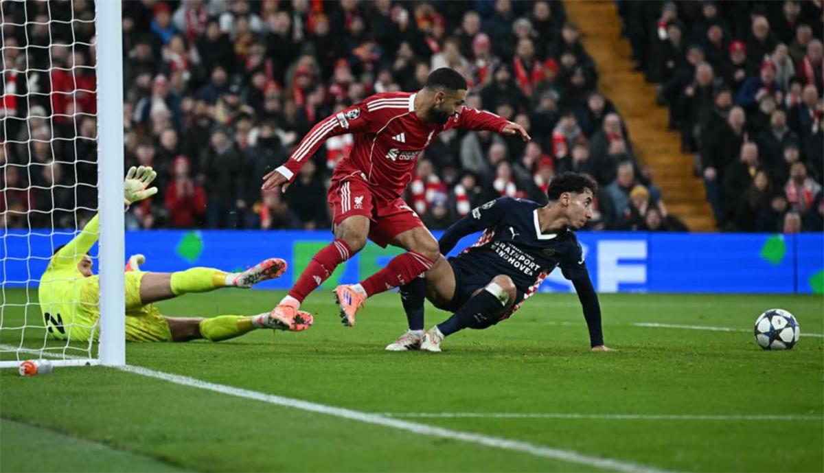 تقييم محمد صلاح في مباراة ليفربول وآيندهوفن بـ دوري أبطال أوروبا