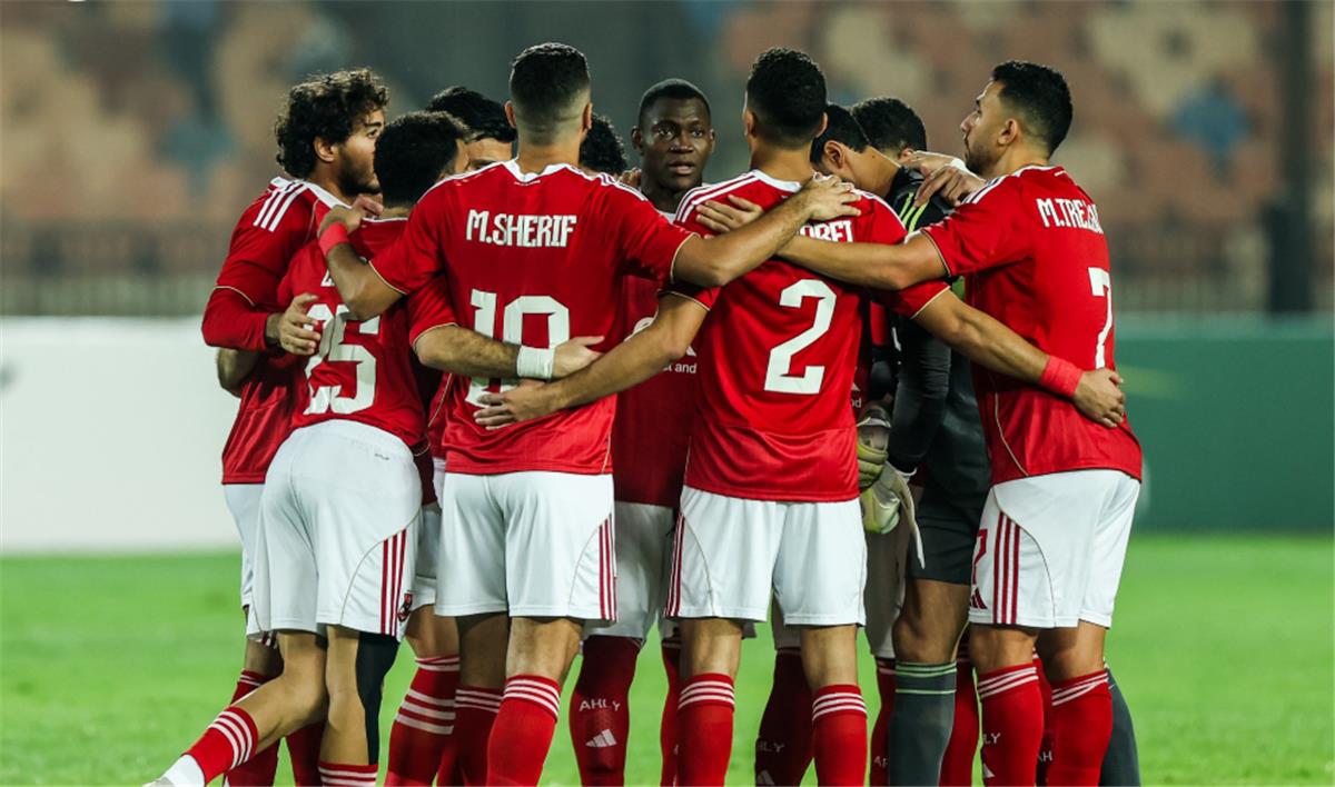 الأهلي يدخل مفاوضات متقدمة مع صفقة عربية.. واللاعب يضع شرطًا