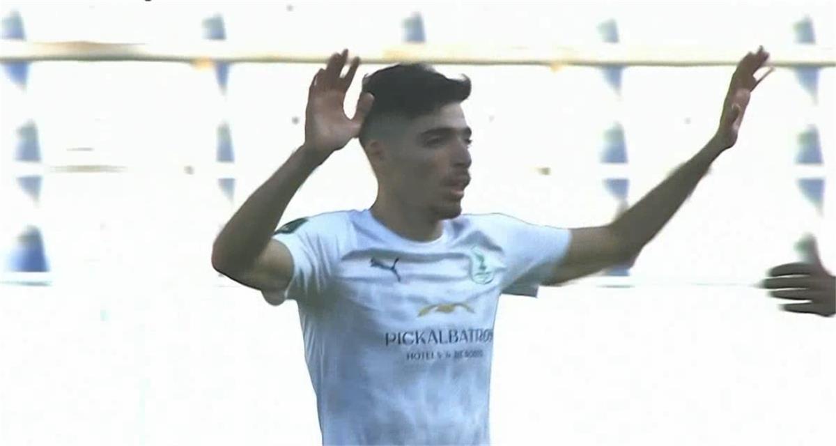 فيديو | عبد الرحيم دغموم يسجل هدف المصري الثالث أمام زيسكو