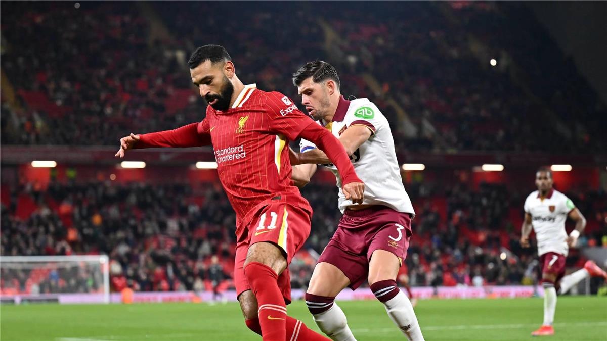 لا يوجد أفضل من ذلك.. حكم مباراة ليفربول ووست هام في الدوري الإنجليزي