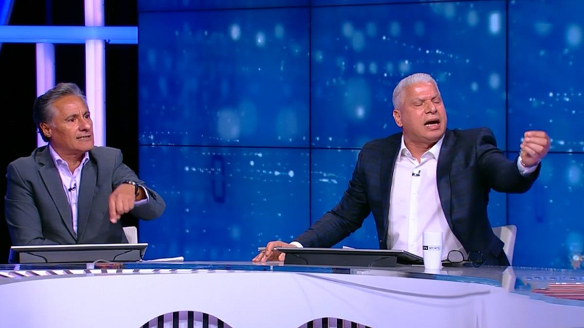 فيديو | وائل جمعة غاضبًا: ركلة جزاء الجيش الملكي أمام الأهلي فضيحة ومجاملة 