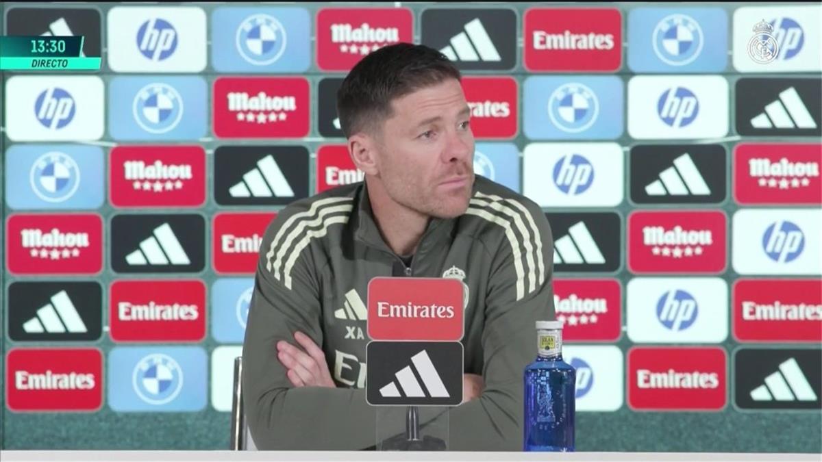 ألونسو: حزنت من عدم تسجيل فينيسيوس.. وسعيد من أجل هذا اللاعب