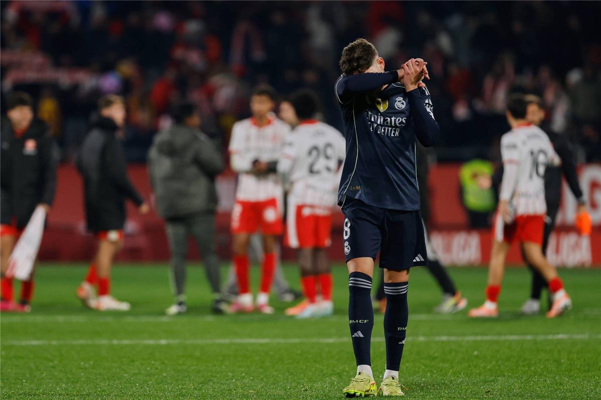 ترتيب الدوري الإسباني بعد فوز برشلونة على ألافيس