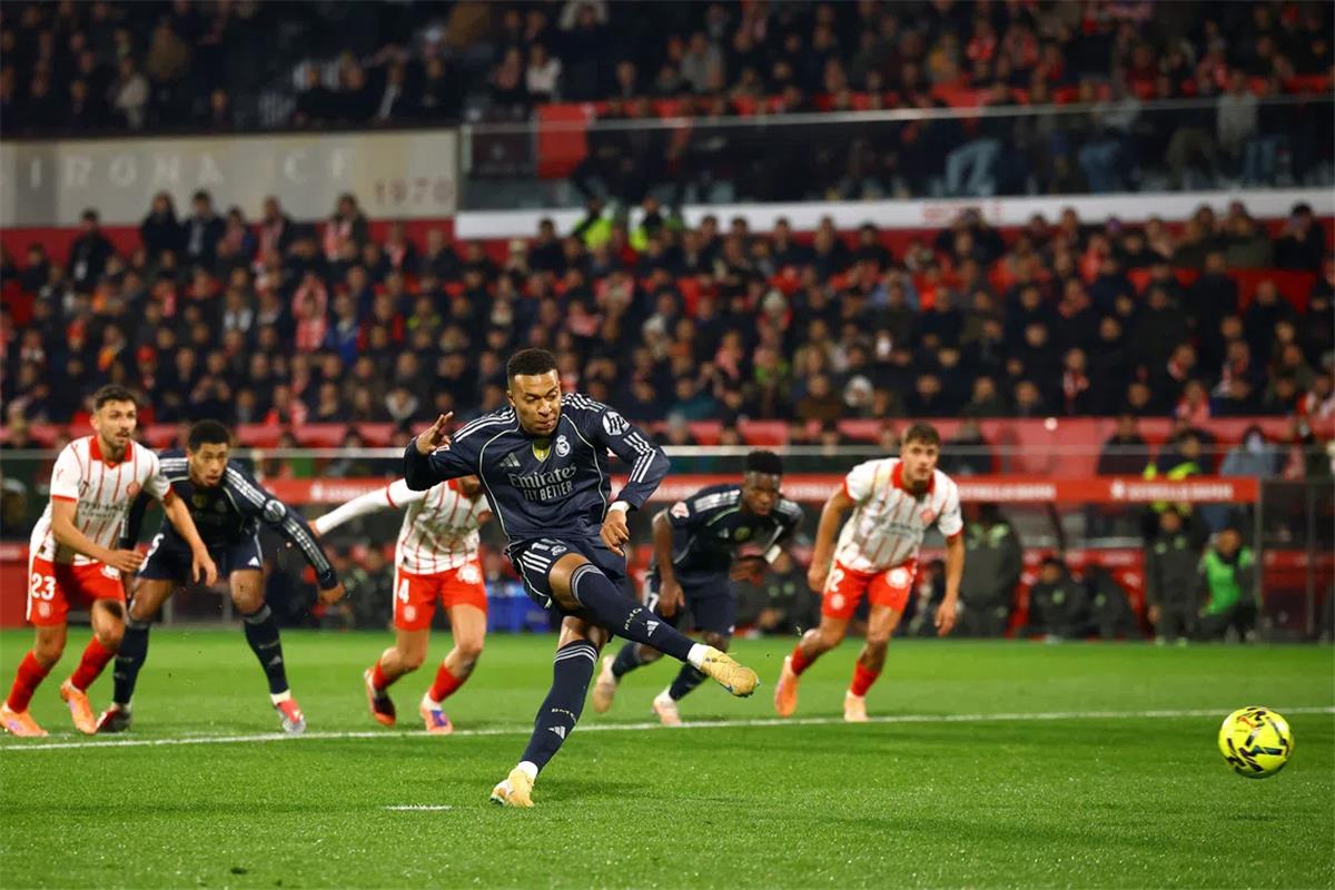 ماركا بعد تعادل ريال مدريد مع جيرونا: فريق بلا كرة قدم.. ولاعبوه مثل المتقاعدين