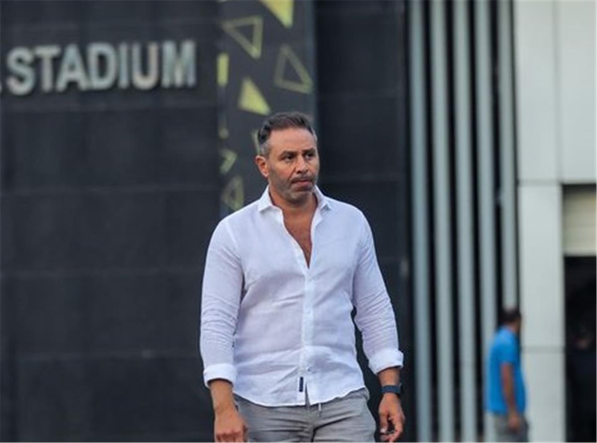 حازم إمام يوضح أفضل مركز لـ زيزو داخل الملعب.. ويؤكد: نجم الأهلي يلعب من قلبه