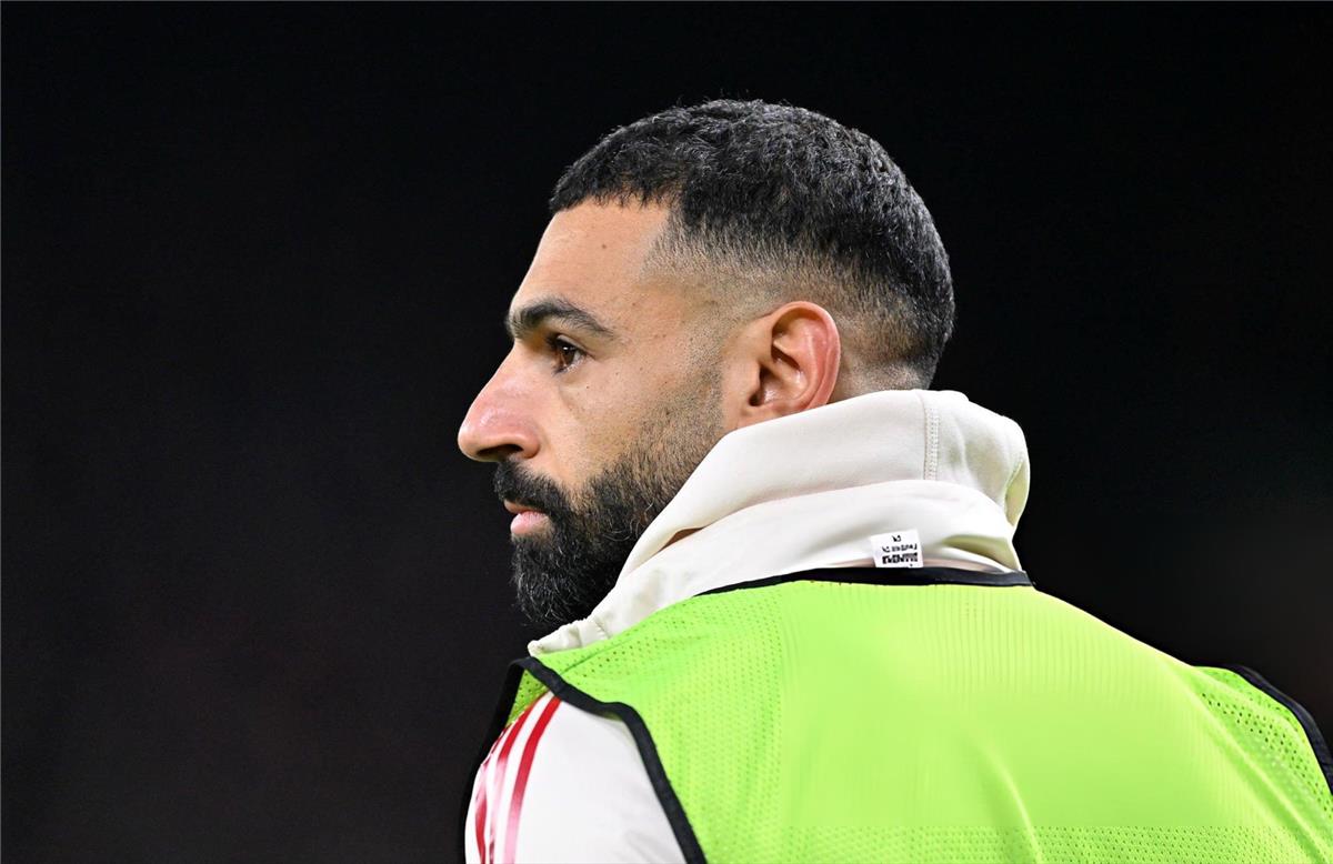 ريدناب: محمد صلاح سيغادر ليفربول في يناير إلى أحد هذين الوجهتين بسبب سلوت