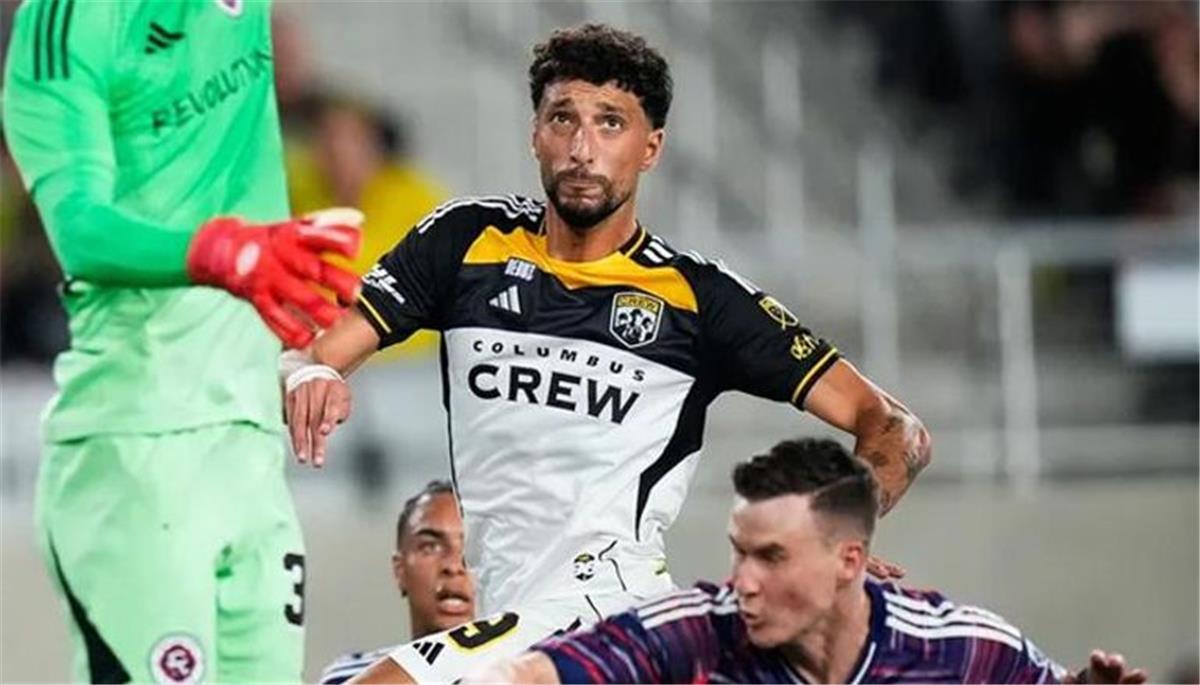 وسام أبو علي يكشف تطورات إصابته.. ويصرح: تعادل فلسطين مع تونس شيء كبير