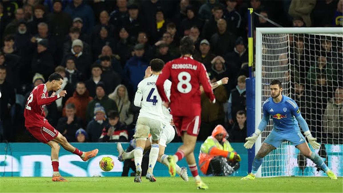 فيديو | في دقيقتين.. إيكتيكي يسجل هدفين لـ ليفربول أمام ليدز 