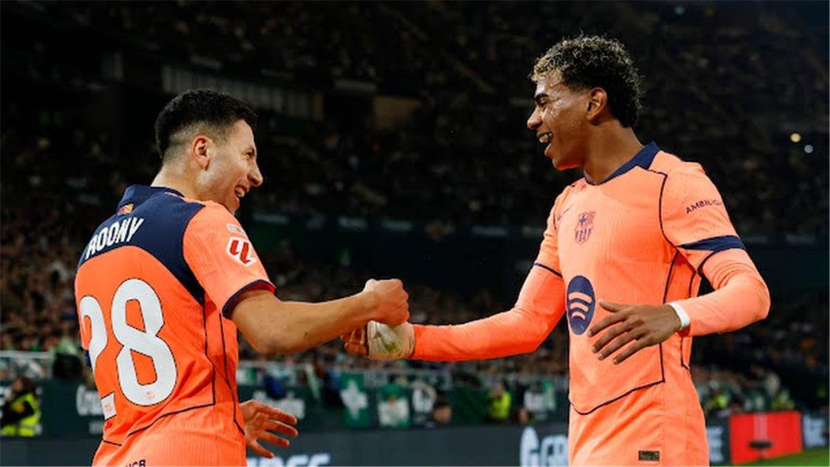 لامين يامال يسجل هدف برشلونة الخامس أمام ريال بيتيس