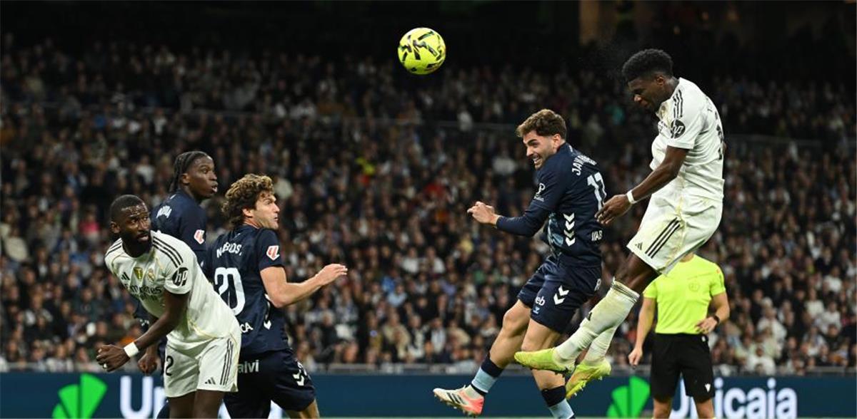 ترتيب الدوري الإسباني بعد فوز برشلونة على ريال بيتيس