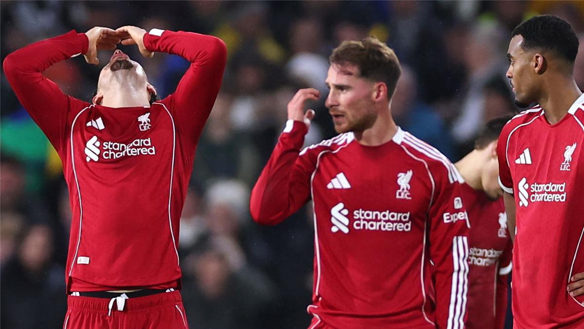إيقاف لاعب ليفربول عن مباراة برايتون في الدوري الإنجليزي