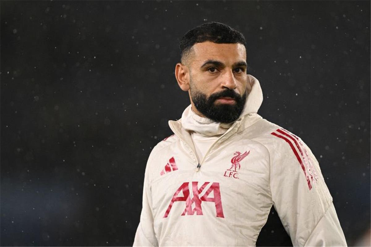 تقارير: سلوت يحسم موقف محمد صلاح من مباراة ليفربول وإنتر
