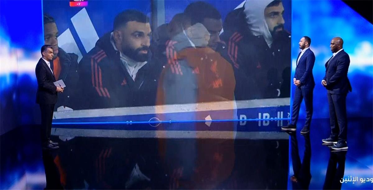حاتم الطرابلسي: الإعلام الأوروبي لا يتعامل مع محمد صلاح باحترام.. وسلوت أساء له 