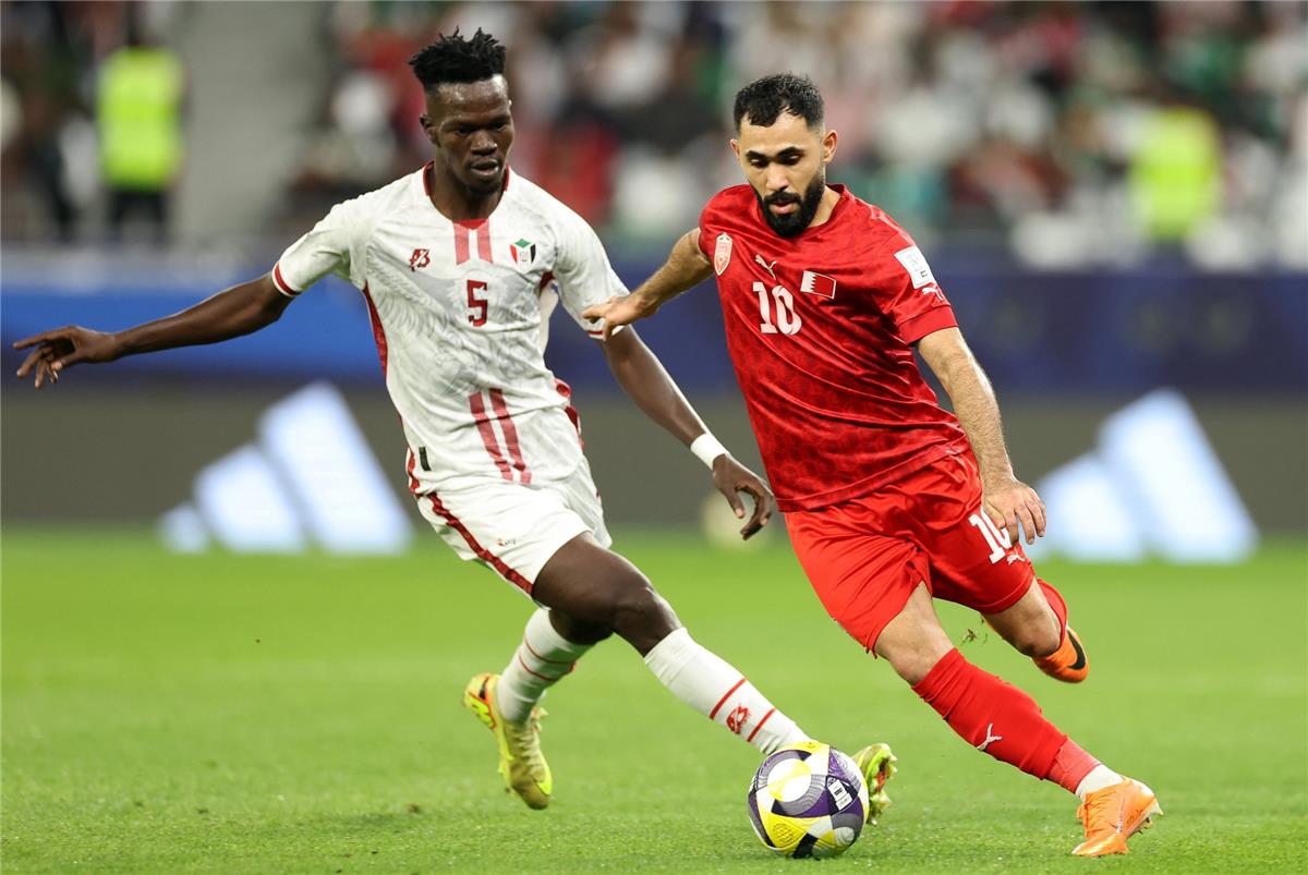 فيديو | منتخب البحرين يهزم السودان بثلاثية ويودعان كأس العرب رسميًا