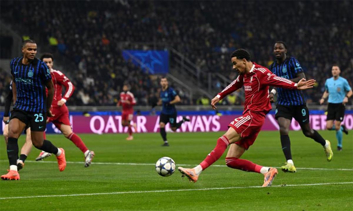 رجل مباراة ليفربول وإنتر ميلان في دوري أبطال أوروبا