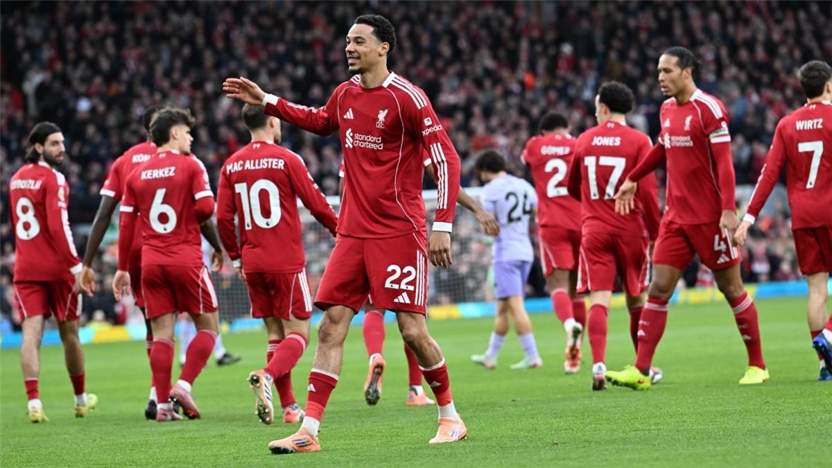 رجل مباراة ليفربول وبرايتون في الدوري الإنجليزي