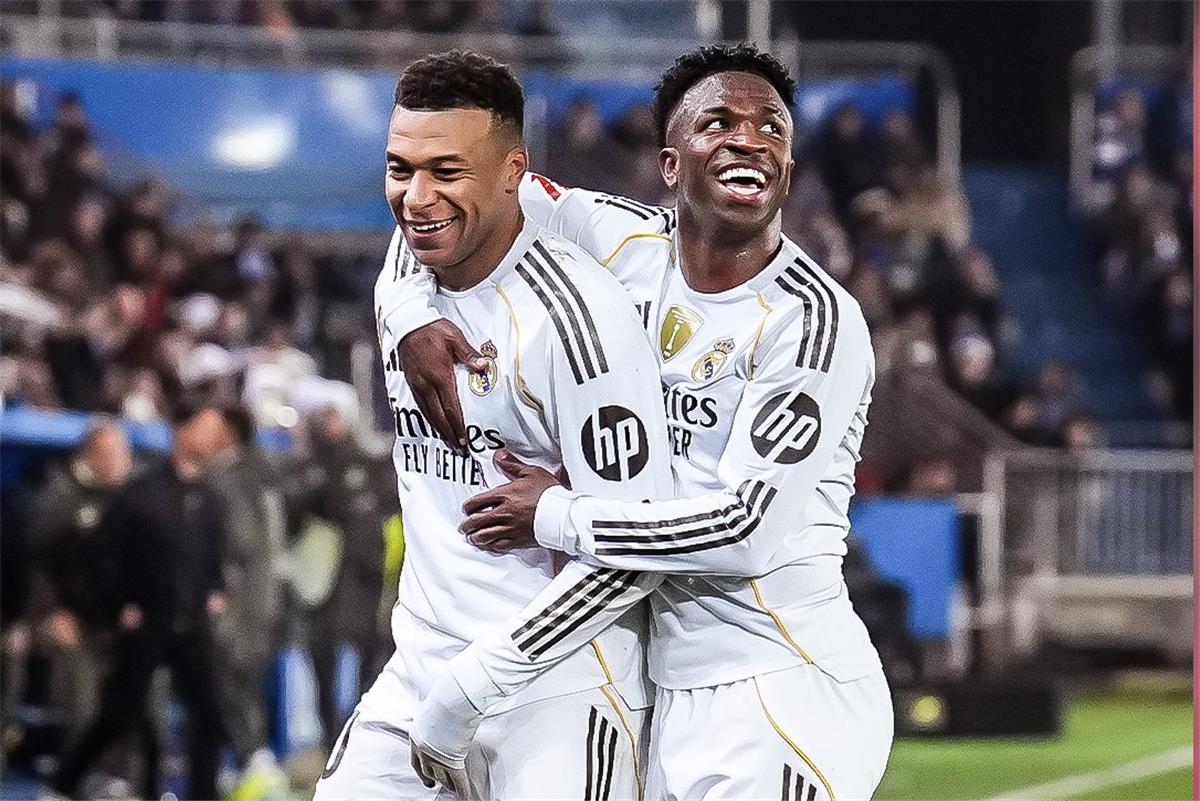 ترتيب هدافي الدوري الإسباني بعد ثنائية رافينها في مباراة برشلونة وأوساسونا