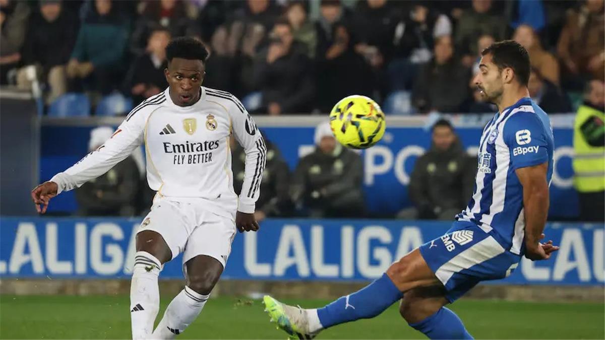 فيديو | كارلوس يسجل هدف تعادل ديبورتيفو ألافيس أمام ريال مدريد