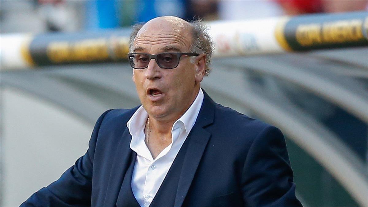 حوار بطولات | باتريس نوفو يحذر المغرب.. ويؤكد: فرص مصر قائمة للمنافسة على أمم إفريقيا 2025