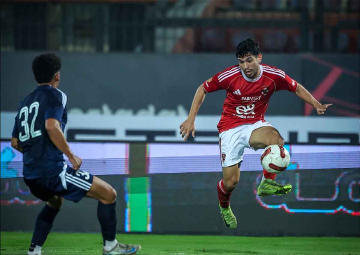 بدلاء الأهلي أمام سيراميكا كليوباترا في كأس الرابطة.. الشحات يجاور حمزة عبد الكريم