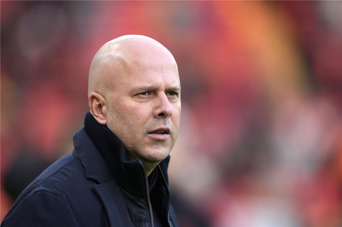 سلوت بعد الفوز على ولفرهامبتون: سعيد لأن كرة القدم تعتمد على النتائج.. ويتغنى بـ فيرتز