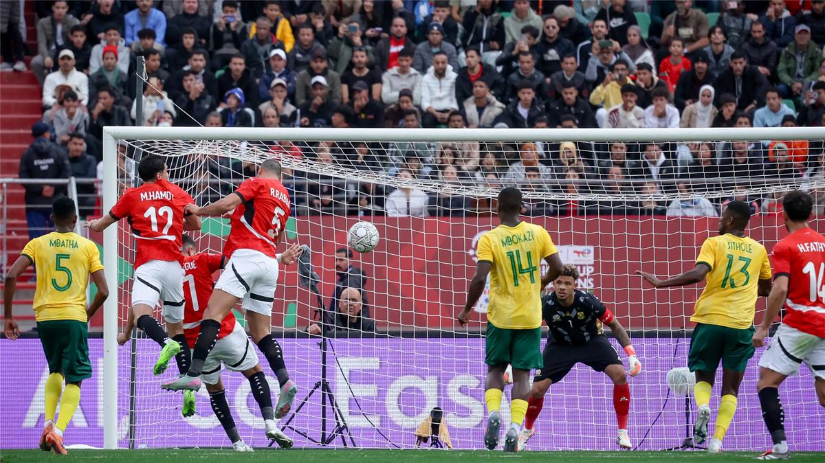 espn عن لاعب جنوب إفريقيا: الفائز الوحيد أمام مصر.. سيطر على محمد صلاح وأثبت خطأ مدربه