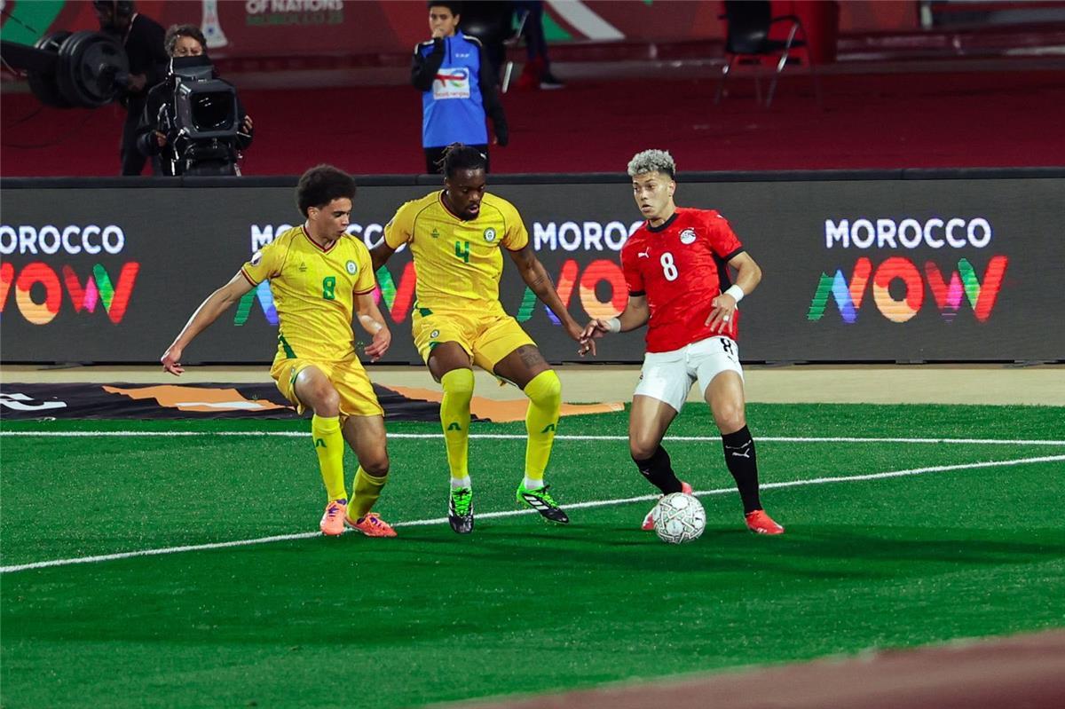 منتخب مصر يكشف لـ بطولات سر عدم مشاركة إمام عاشور أمام أنجولا