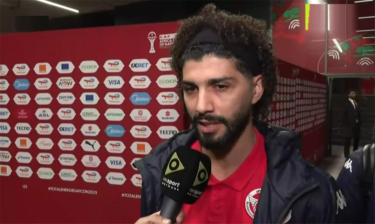 فرجاني ساسي: أتابع كل شيء في مصر.. والزمالك دائمًا في قلبي