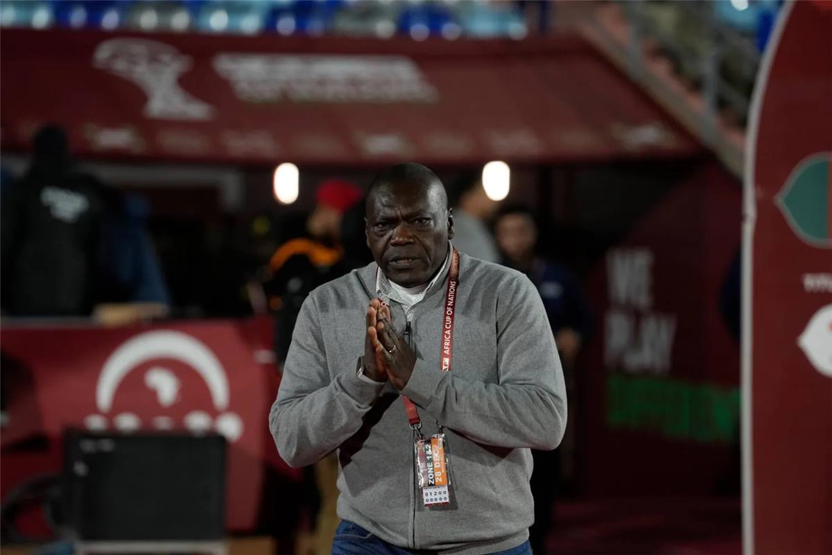 مدرب الكاميرون يٌعلق على مواجهة جنوب إفريقيا في دور الـ16 لـ كأس أمم إفريقيا