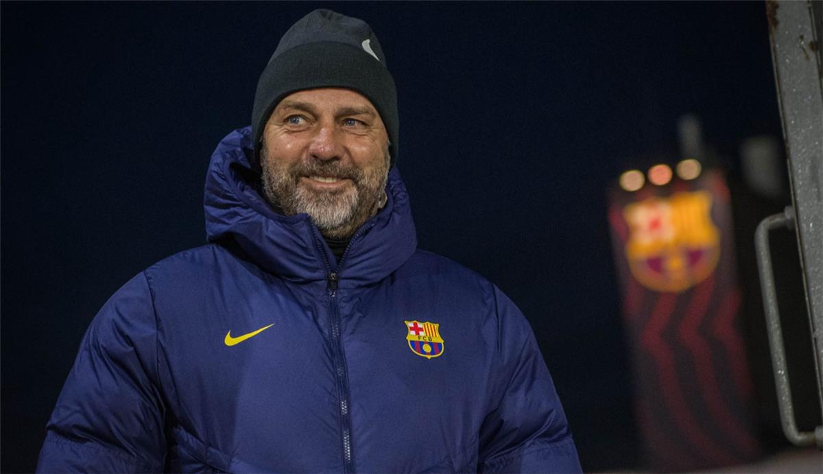 برشلونة وبايرن ميونخ يتنافسان على صفقة دفاعية 