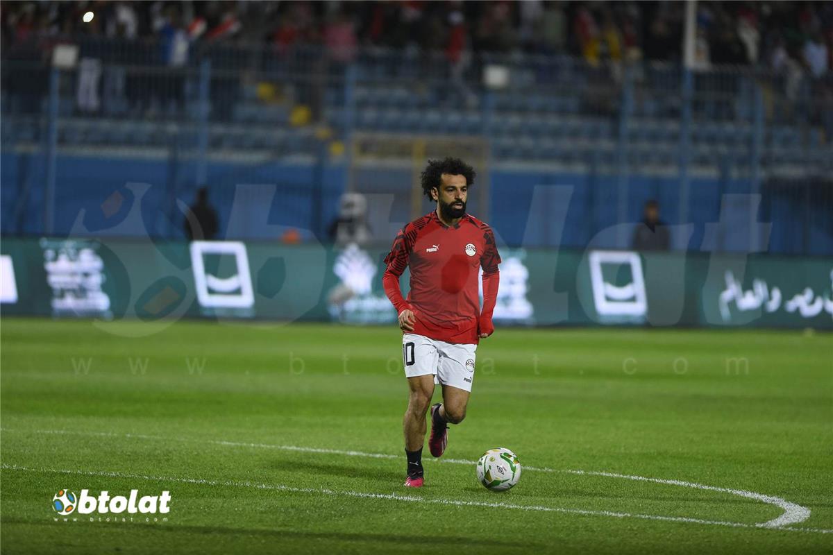 اتحاد الكرة يدافع عن تصريحات محمد صلاح بعد مباراة بنين