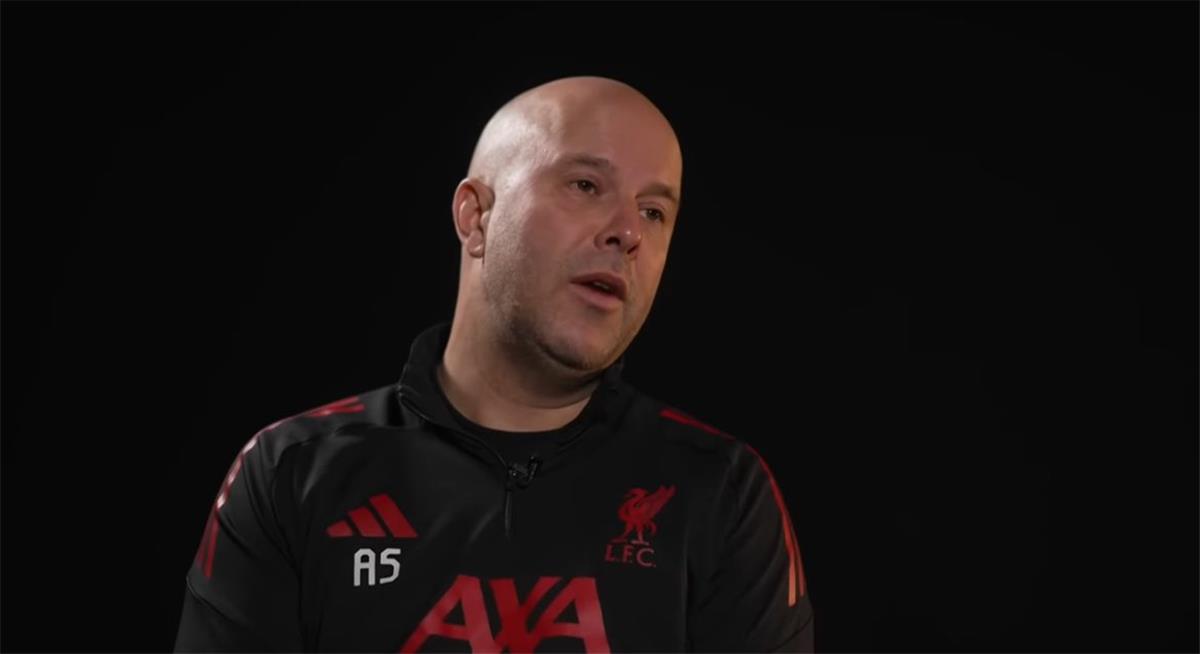 سلوت: لن نستطيع منافسة آرسنال.. وهذه أكثر مباراة استمتعت بها مع ليفربول