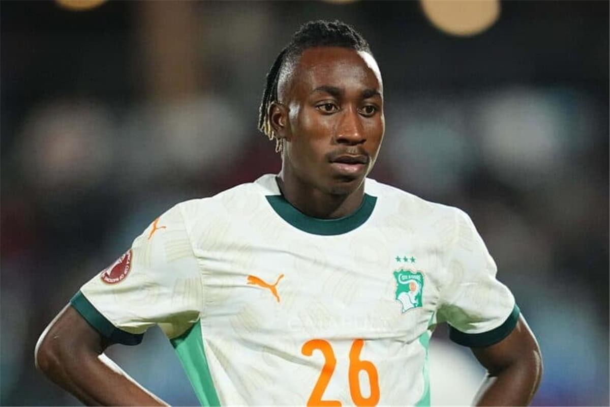 فيديو | ديوماندي يوضح موقفه من الانتقال إلى ليفربول