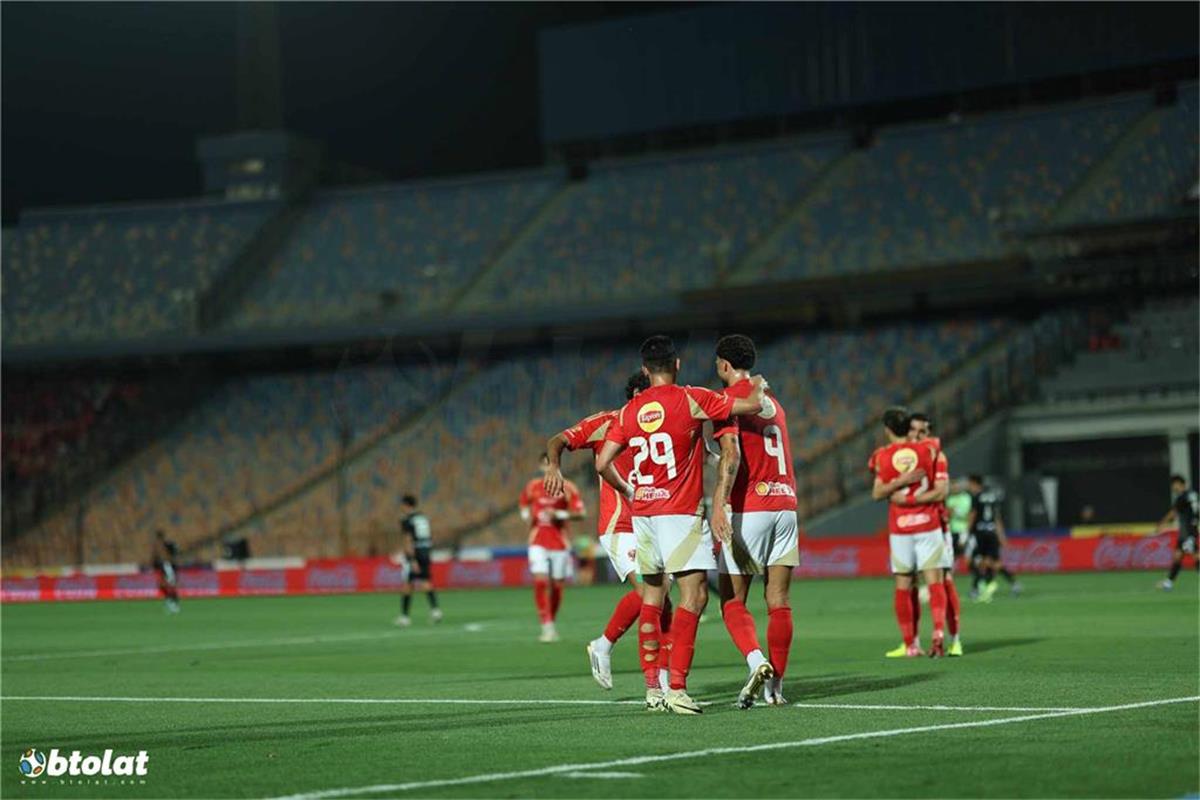 لاعب منتخب مصر أحدهما.. الأهلي يقترب من ضم صفقتين جديدتين