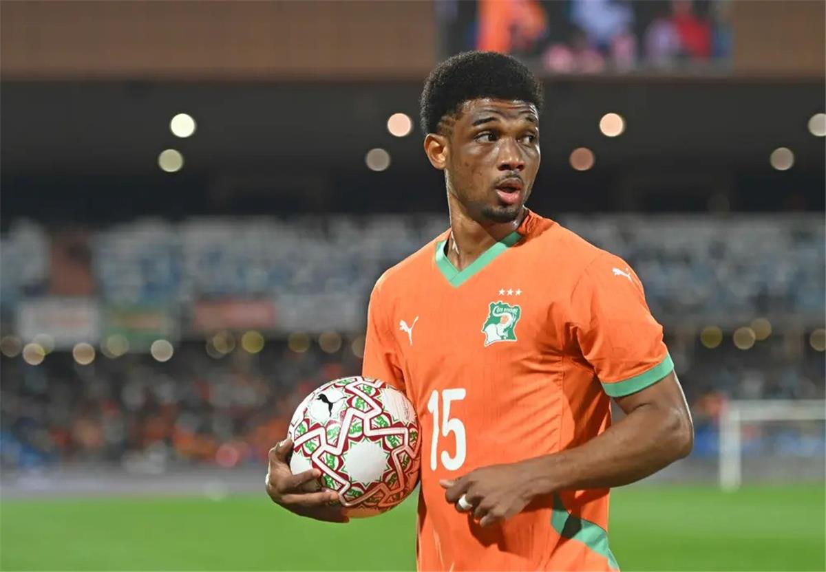 ديالو: نحتاج 3 أشياء للفوز على مصر العظيمة.. ولا مكان للأنانية