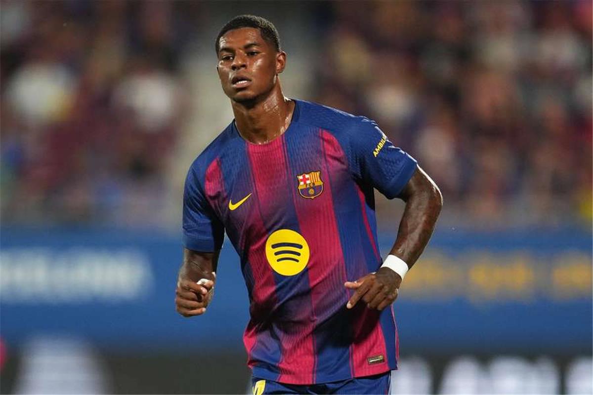 برشلونة يراوغ مانشستر يونايتد في صفقة راشفورد