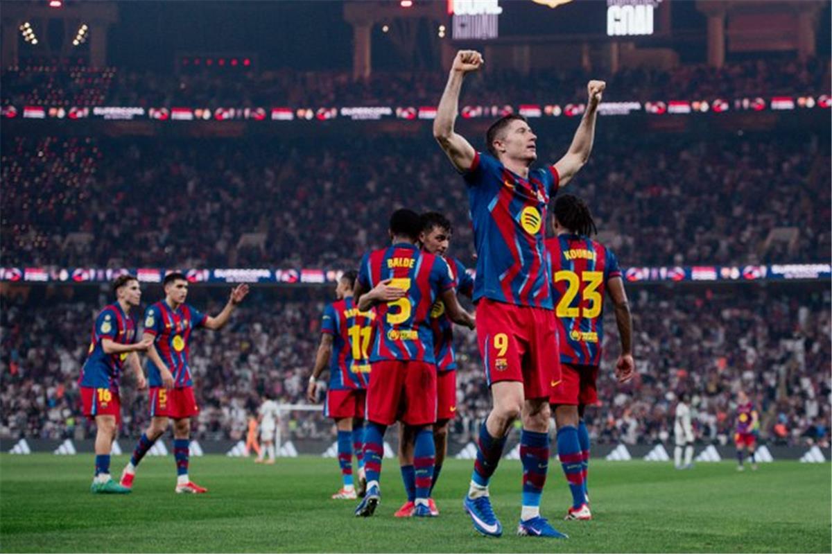 موعد مباراة برشلونة وراسينج اليوم في كأس ملك إسبانيا 